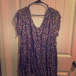 Tunic length short sleeve top